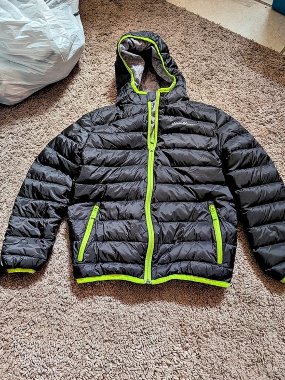 Eddie Bauer CirrusLite Puffer Jacket in Black & Gray Size Small